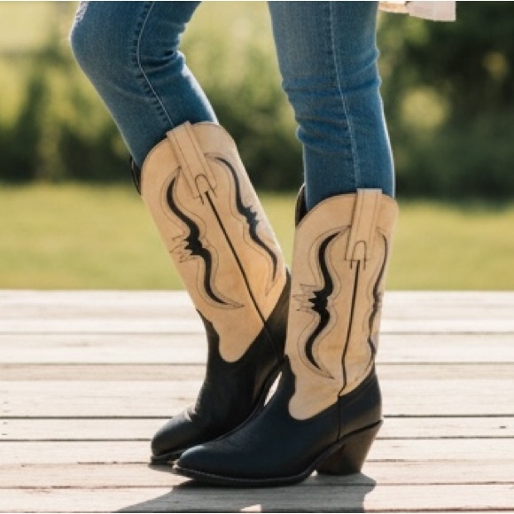 1980s Frye Vintage Black Cream Lizard Cow Leather Pull On Western Cowboy Boot